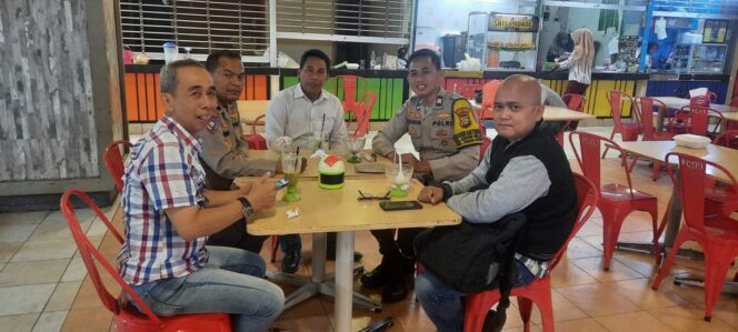 
					Polsek Metro Tanah Abang Jalin Silaturahmi dengan Pengelola Gedung Thamrin Sebagai Cooling System