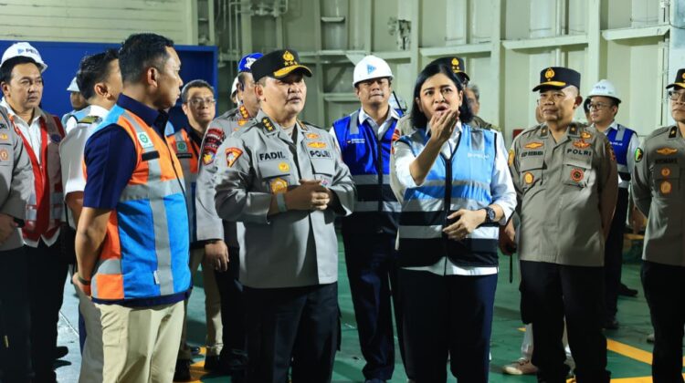 Di Tengah Bencana Sumatera, Polri dan PT Pelni Lakukan Operasi Kemanusiaan Ini