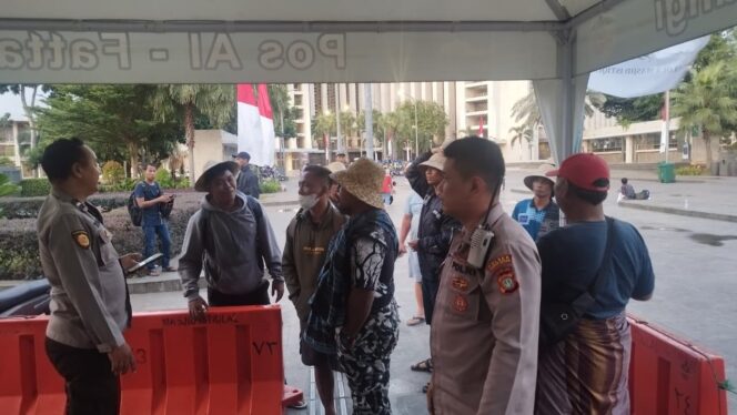 
					Pelayanan Polsek Sawah Besar” Kawal Titik Kumpul Nelayan di Istiqlal, Situasi Kondusif