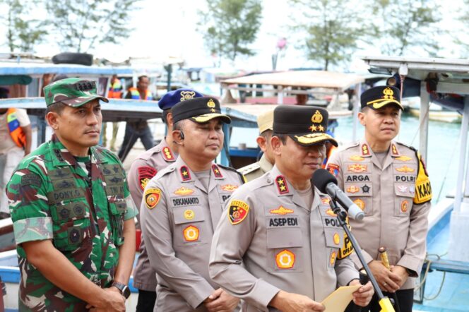 
					Dandim 0502/Jakarta Utara Hadiri Apel Besar Nelayan Kamtibmas Kepulauan Seribu Tahun 2025
