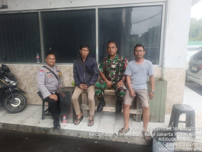 
					Polisi Bangun Kedekatan dengan Warga Lewat Sambang Dialogis