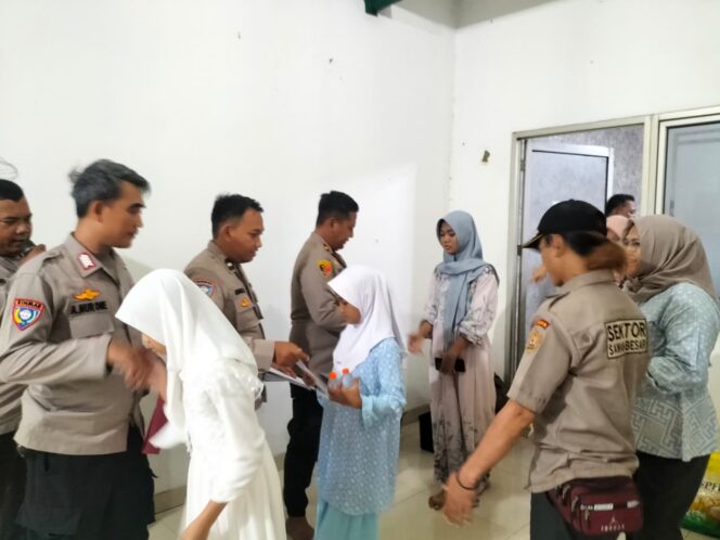 
					Jumat Berkah Polsek Sawah Besar, Doa Bersama dan Santunan Anak Yatim