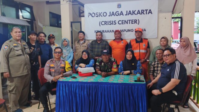 
					Posko Siaga Bencana 2025 Kelurahan Kampung Rawa Aktif, Aparat Pastikan Wilayah Aman Terkendali
