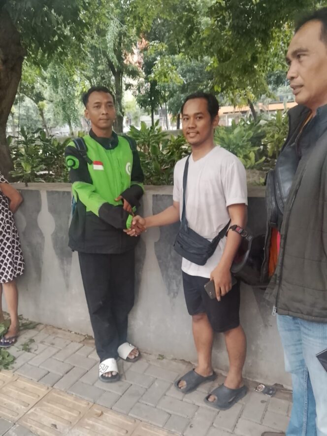 
					Polisi Tindaklanjuti Laporan 110 Keributan Antar Pengendara di Sawah Besar, Diselesaikan Secara Damai