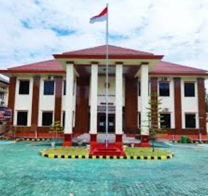 
					Sengketa Tanah Ambo Masse: Bukti Lengkap, Putusan Justru Ditangguhkan