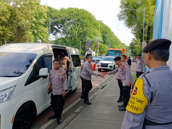 
					Jelang Natal 2025, Polisi Optimalkan Pelayanan di Gereja Katedral Jakarta Pusat