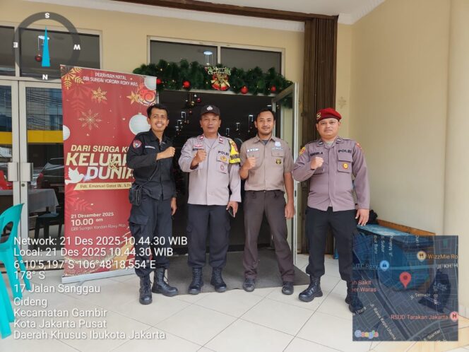 
					Polsek Metro Gambir Lakukan Pengamanan Ibadah Natal di Gereja Sungai Yordan