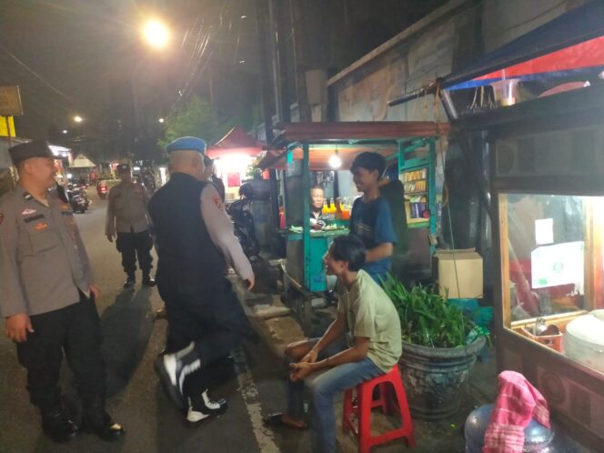 
					Patroli Jalan Kaki Jaga Jakarta, Tiga Pilar Menteng Amankan Kalipasir Kebon Sirih