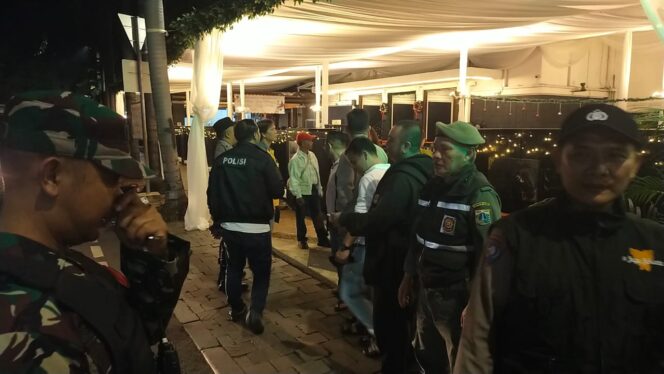 
					Jelang Nataru, Patroli Tiga Pilar Menteng Intensifkan Patroli Pospam Gereja Paulus