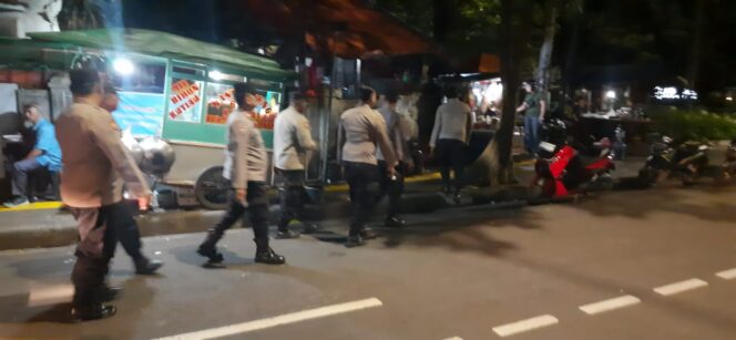 
					Patroli Jalan Kaki Cipta Kondisi, Menteng Diperkuat Jelang Dini Hari