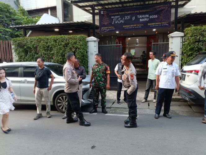
					Sinergi TNI–Polri dan Instansi Terkait Amankan Ibadah Natal di Kebon Kacang