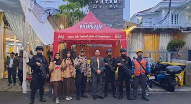 
					Polsek Metro Menteng Amankan Misa Natal Gereja HKBP Menteng, Ibadah Berlangsung Kondusif