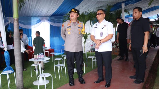 
					Kapolres Metro Jakarta Pusat Tinjau Pelayanan Ibadah Natal di Gereja Immanuel Lapas Salemba