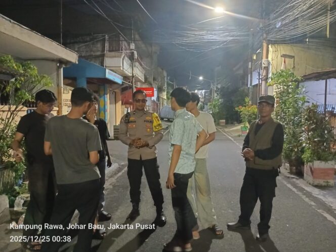 
					Cegah Dini Tawuran, Bhabinkamtibmas Kampung Rawa Imbau Remaja Tidak Berkumpul Hingga Larut Malam