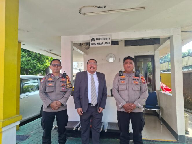 
					Polsek Metro Tanah Abang Gelar Apel Pengamanan Perayaan Natal GKPA di Bendungan Hilir