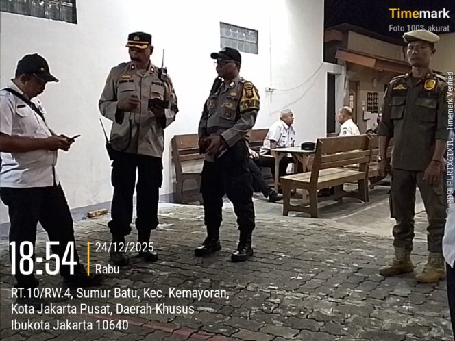 
					Pelayanan Prima Polri Warnai Pengamanan Malam Natal di GPDI Beth Eden