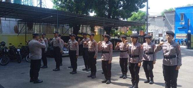 
					Apel Pengecekan BKO, Polsek Johar Baru Pastikan Kesiapsiagaan Personel di Hari Natal
