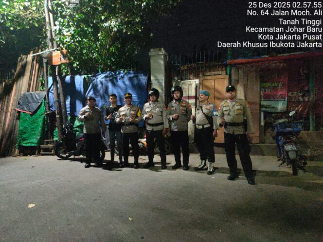 
					Jaga Kondusivitas Libur Natal, Polsek Johar Baru Lakukan Patroli Mobile Dini Hari
