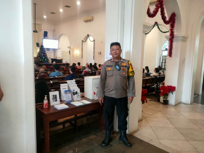 
					Pengamanan Misa Natal Gereja Anglikan Kebon Sirih Berjalan Aman Kondusif