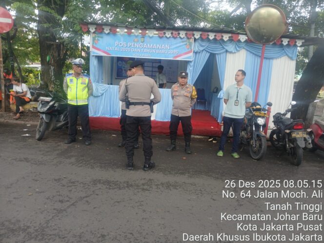 
					Pastikan Pengamanan Nataru Optimal, Polsek Johar Baru Gelar Apel Personel Pospam Kota Paris