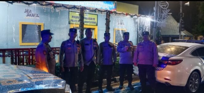 
					Patroli Cipkon Menteng Perketat Pengamanan Pospam Nataru Bundaran HI
