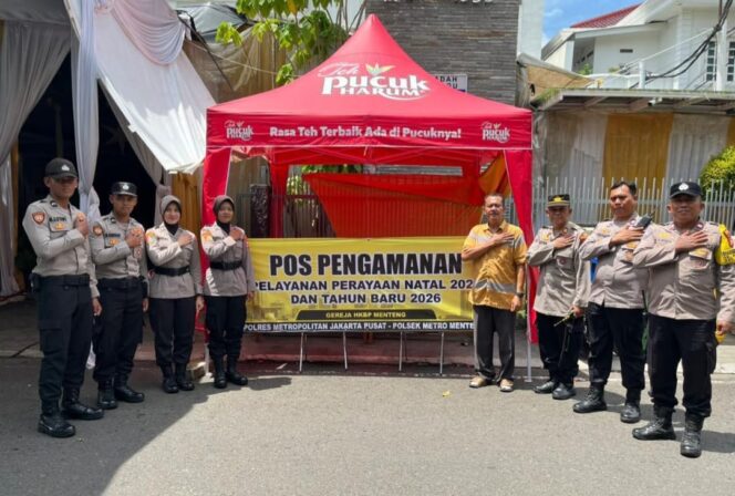 
					Polsek Metro Menteng Amankan Misa Natal Keluarga HKBP Menteng Berlangsung Kondusif