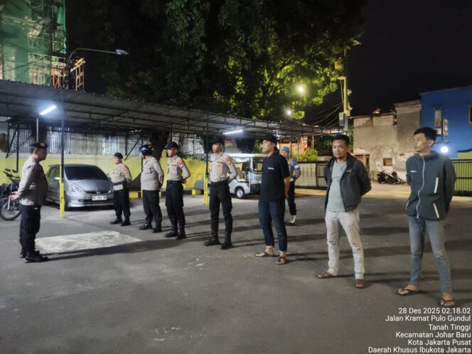 
					Panit I Samapta Pimpin Apel Patroli Cipta Kondisi, Polsek Johar Baru Antisipasi Guantibmas Dini Hari
