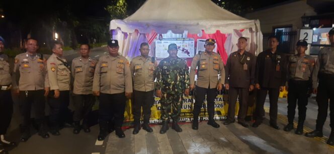 
					Jelang Tahun Baru, Tiga Pilar Menteng Intensifkan Patroli Pengamanan di Pospam Gereja St. Theresia