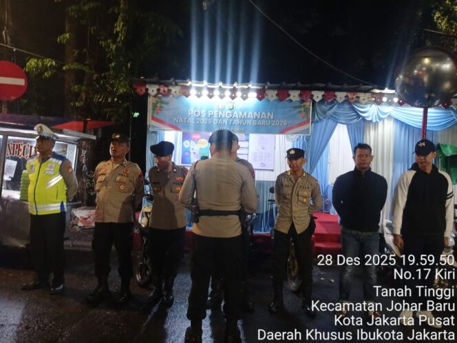 
					Apel Malam Pospam Kota Paris, Polisi Siaga Amankan Perayaan Natal 2025 dan Tahun Baru 2026