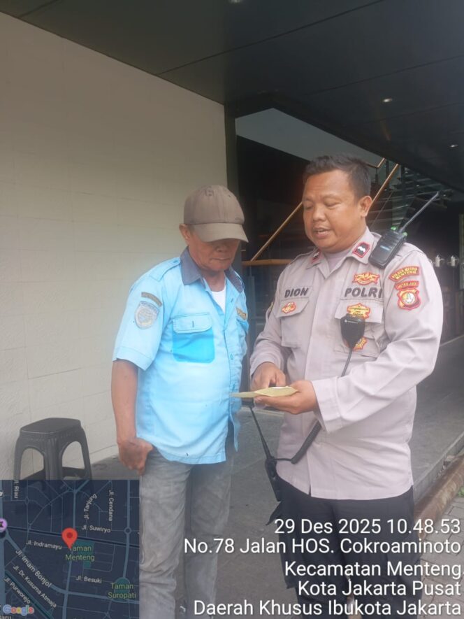 
					Polisi Permudah Laporan Warga, Barcode Sahabat Patroli Hadir di Jalan HOS Cokroaminoto