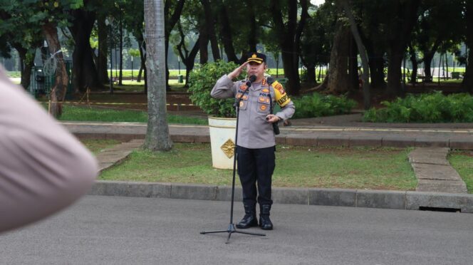 
					2.617 Personel Dikerahkan, Kapolres Metro Jakarta Pusat Pimpin TWG dan Apel Pelayanan Aksi KSPI di Monas