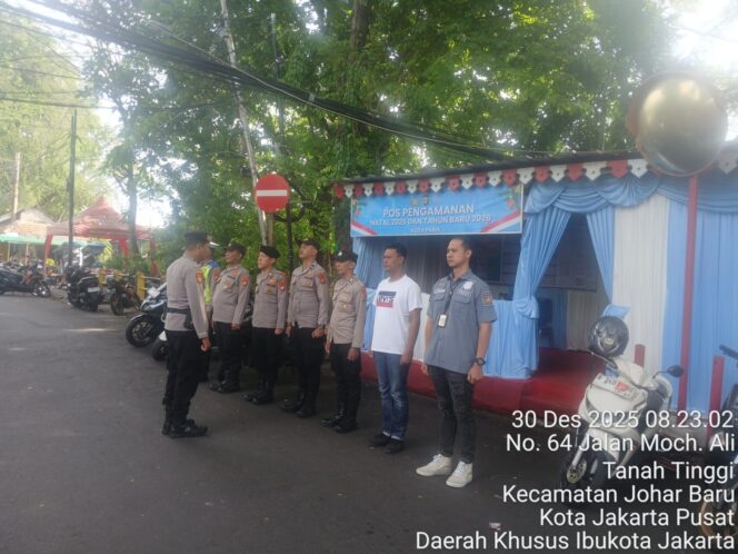 
					Apel Personel Pospam Kota Paris Johar Baru, Polisi Siapkan Pengamanan Natal 2025 dan Tahun Baru 2026