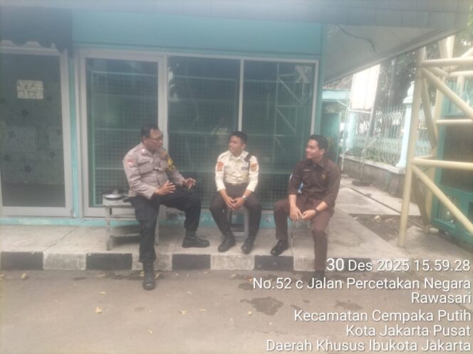 
					Antisipasi Gangguan Kamtibmas Jelang Nataru, Polisi Sambangi Gedung PNRI Johar Baru