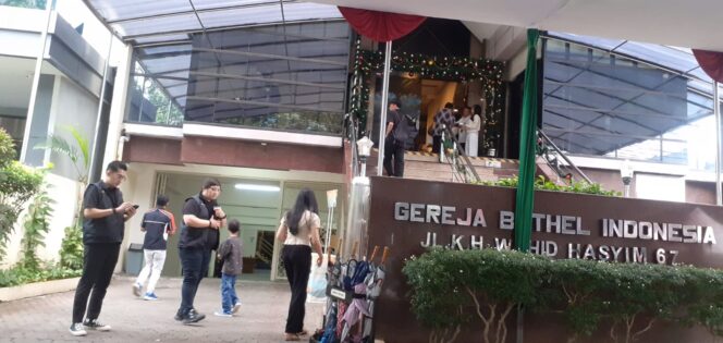 
					Pengamanan Ketat Polsek Metro Menteng Warnai Ibadah Natal dan Syukuran Tahun Baru 2026 di GBI Menteng