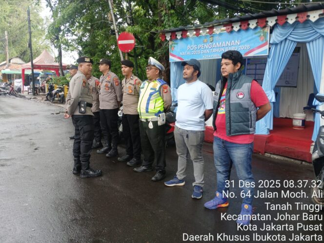 
					Malam Pergantian Tahun, Polisi Gelar Apel Personel Pospam Nataru di Johar Baru