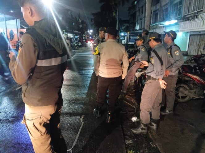 
					Patroli Gabungan 3 Pilar di Duri Pulo Antisipasi Tawuran dan Gangguan Kamtibmas Jelang Tahun Baru