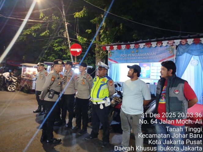 
					Siaga Malam Tahun Baru, Personel Pospam Kota Paris Ikuti Apel Kesiapan