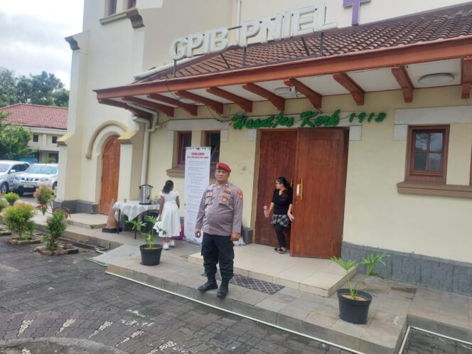 
					Pelayanan Polisi Dalam Ibadah Natal Jemaat GPIB Pniel Pasar Baru