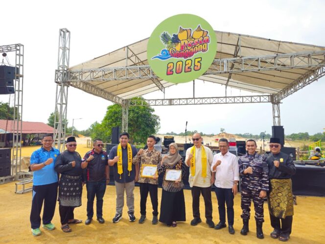 
					Danlanal Bintan Ikut Meriahkan Pesta Gonggong di Gurun Pasir Telaga Biru