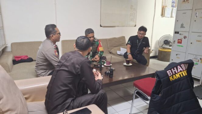 
					Bhabinkamtibmas dan Babinsa Karet Tengsin Tingkatkan Koordinasi Keamanan di Apartemen Sudirman Park
