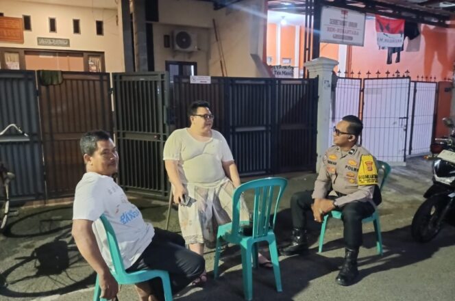 
					Door to Door Cooling System, Polisi dan Ketua RW 07 Kampung Rawa Pererat Sinergi