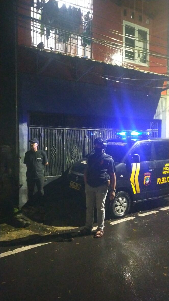
					Strong Point Perbatasan Johar Baru–Senen, Polisi Antisipasi Dini Tawuran Warga