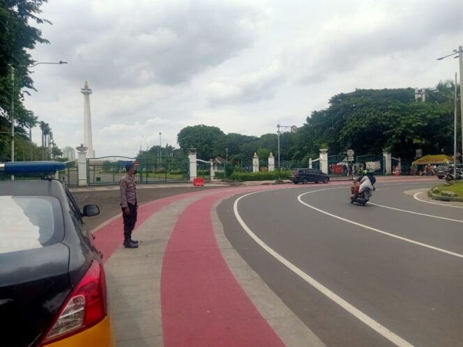 
					Patko 1012 dan 1013 Intensifkan Patroli di Jalan Merdeka Selatan, Antisipasi Parkir Liar dan Kejahatan 3C