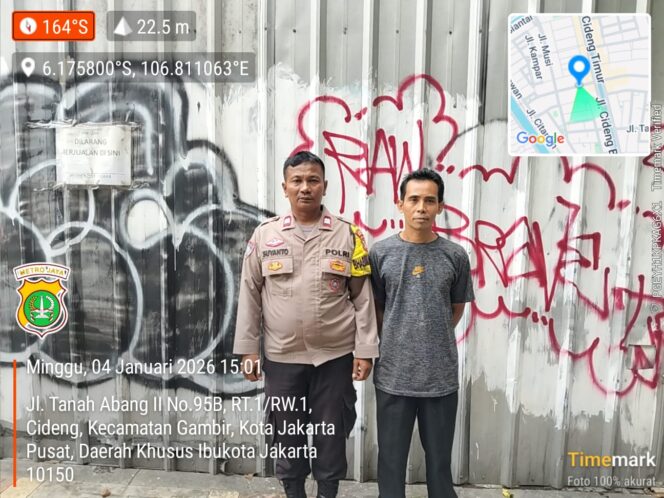 
					Bhabinkamtibmas Cideng Patroli dan Cek Lahan Kosong, Antisipasi Gangguan Kamtibmas