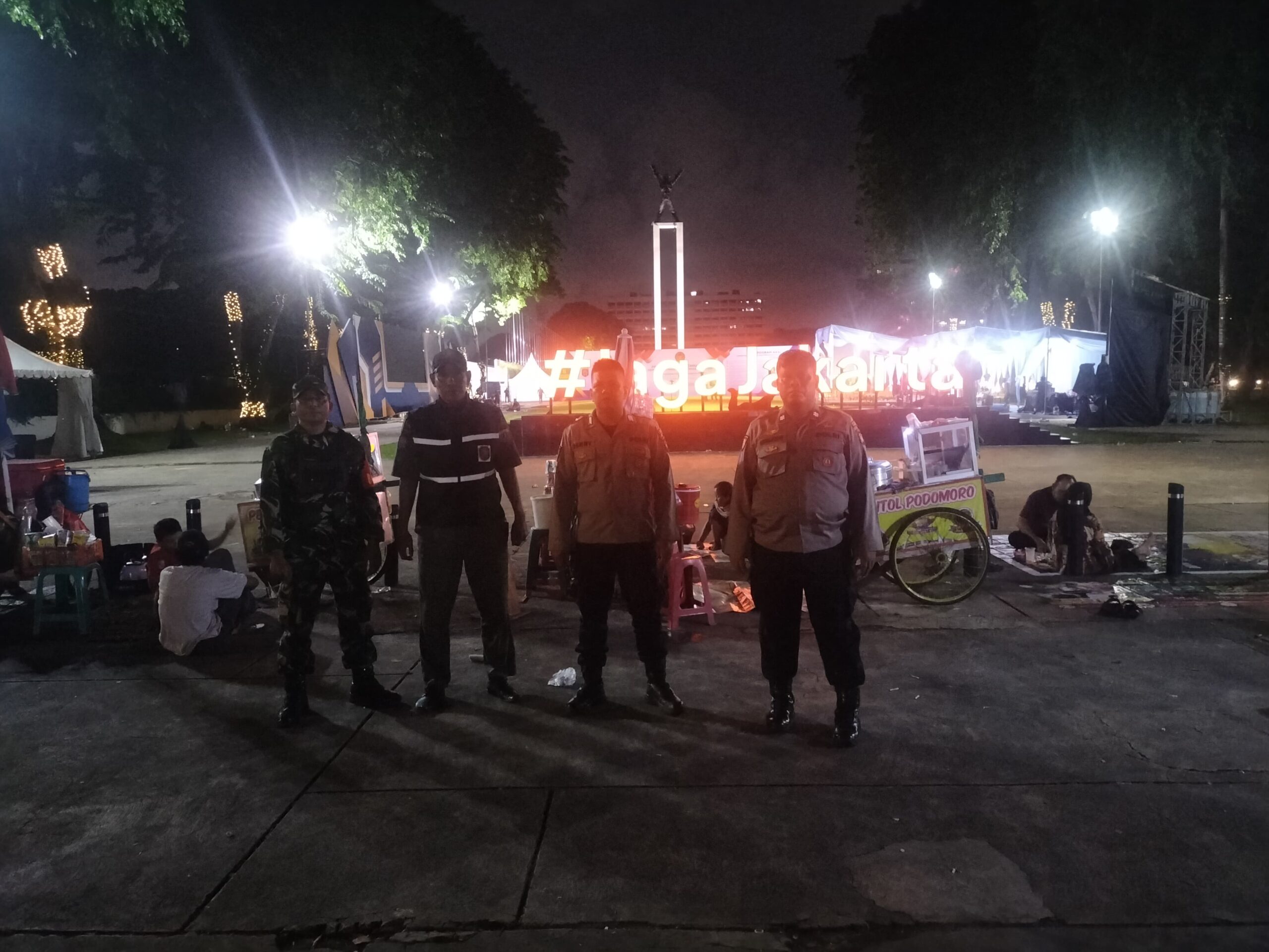Patroli Malam Tiga Pilar Sawah Besar” Cegah Gangguan Kamtibmas Jelang Tengah Malam