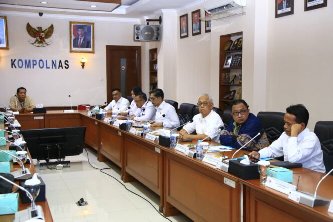 
					Kompolnas Dorong Transparansi dan Kepastian Hukum melalui Capaian Kinerja 2025 dan Rencana Kerja 2026