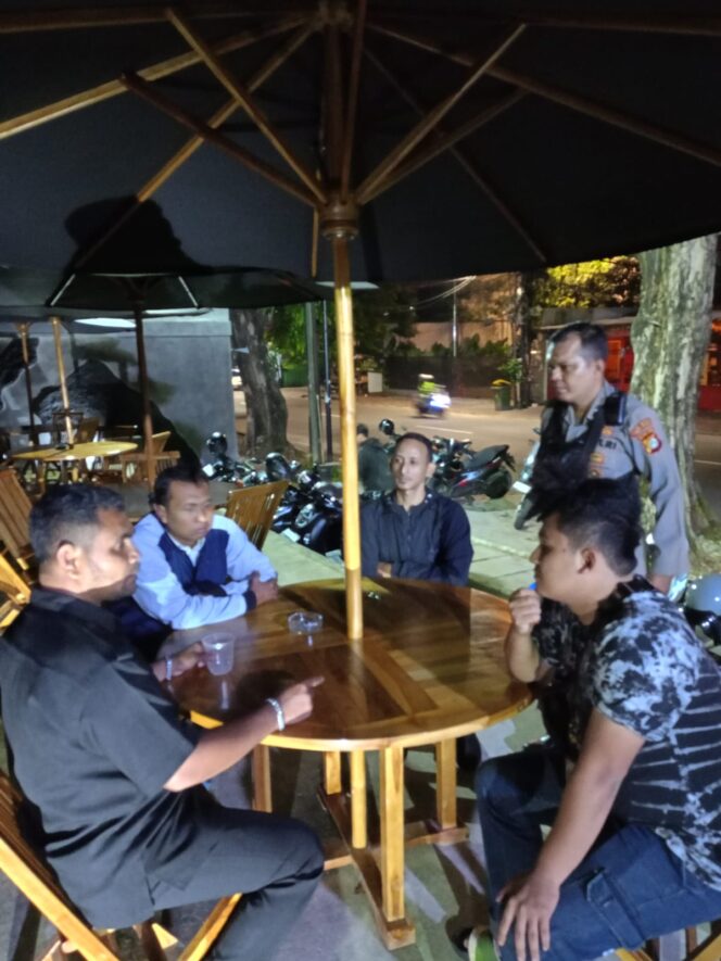 
					Aparat Polsek Metro Tanah Abang Fasilitasi Perdamaian Kasus Perbuatan Tidak Menyenangkan di Benhil