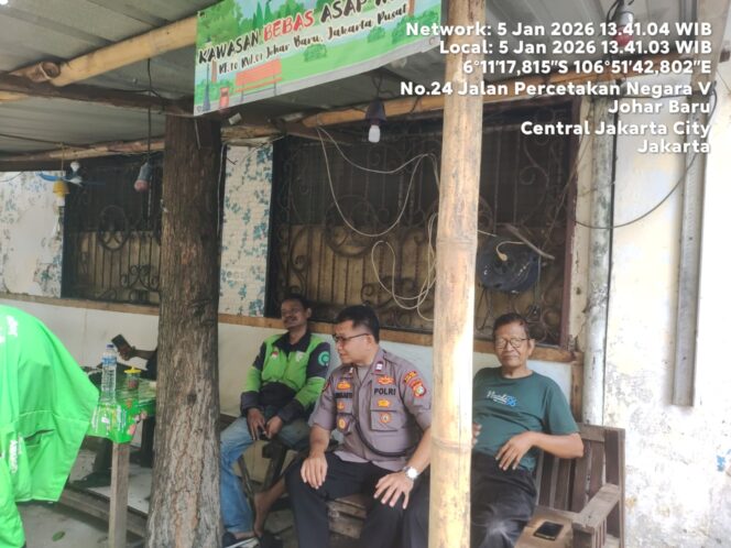 
					Perkuat Guyub Warga, Kapolsubsektor Kayu Awet Intensifkan Sambang Kamtibmas di Johar Baru