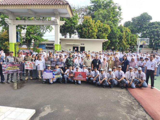 
					Jaga Generasi Muda, Polri Aktif Sosialisasikan Trantibum di Lingkungan Sekolah