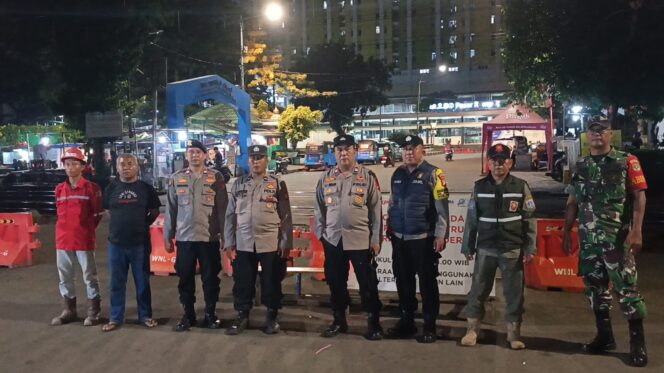 
					Antisipasi Tawuran Warga, Patroli Tiga Pilar Menteng Perkuat Perbatasan Menteng Tenggulun
